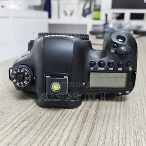 Canon Eos 6d Mark Ii Dslr Camera (Body Only)
