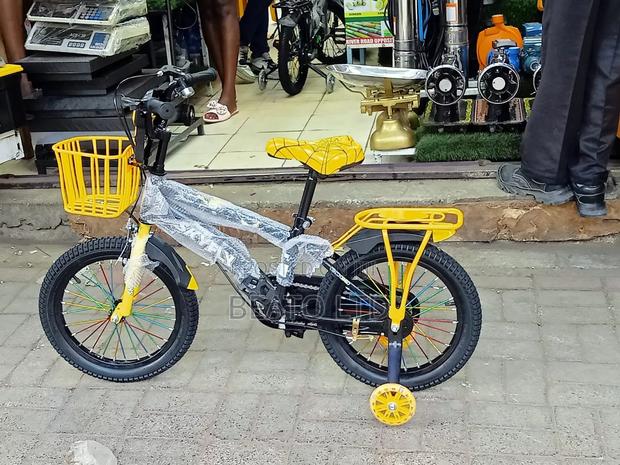 Childs Bicycle Size 16 Skylif Has Basket Carrier - thumbnail 2