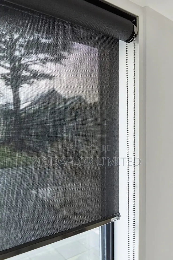 Sunscreen Roller Blinds – Say Goodbye to Harsh Glare