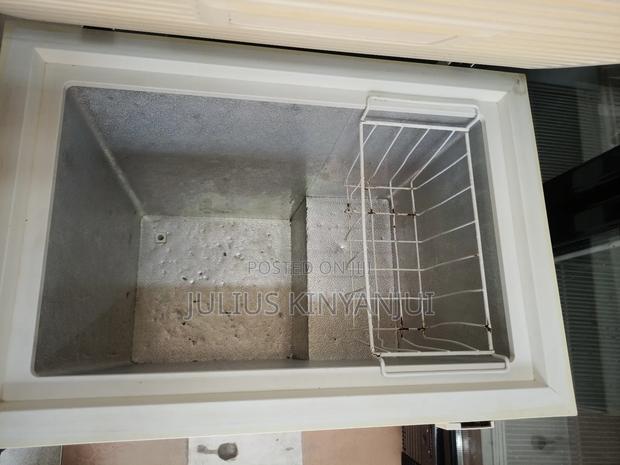 Westpoint Top Door Freezer - thumbnail 3