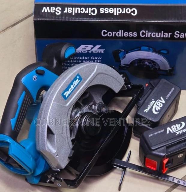 7" Makita Cordless Circular Saw/ Cordless Circular Saw