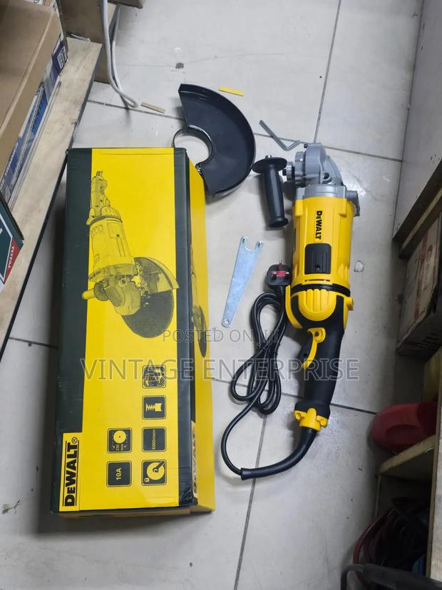 Dewalt 9' Grinder - main view