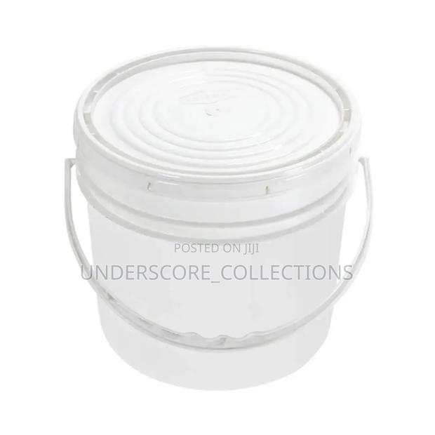 5ltr White Bucket With Lid - main view
