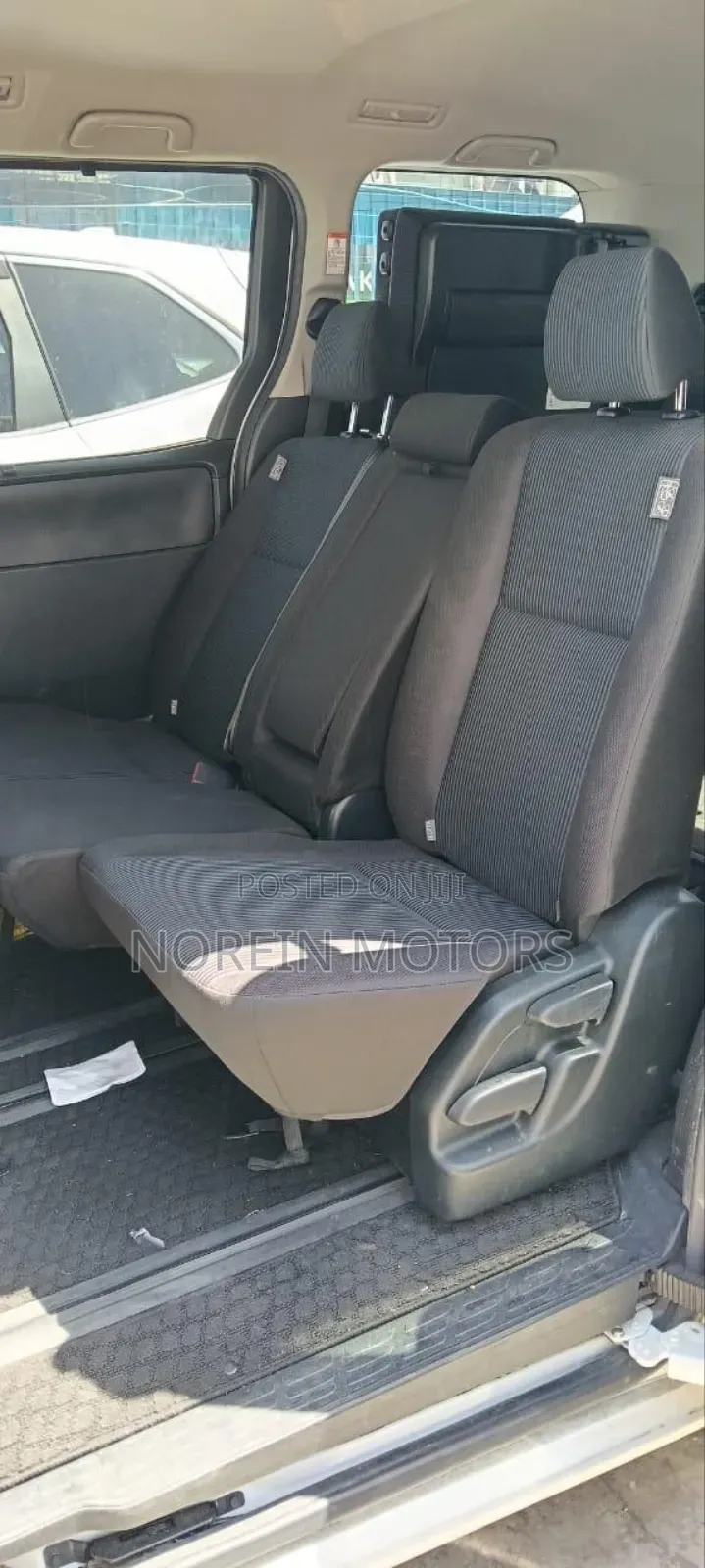 Toyota Noah 2018 White