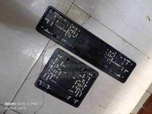 Universal Plastic Plate Holder – Clean Look, Tight Fit - main view