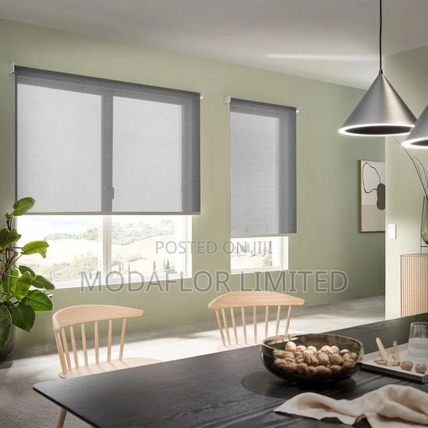 Sunscreen Roller Blinds – Perfect for Modern Interiors