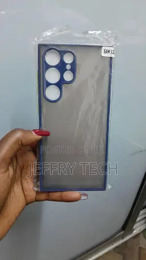 Alukap Transluscent Matte Clear for Samsung Galaxy S22 Ultra