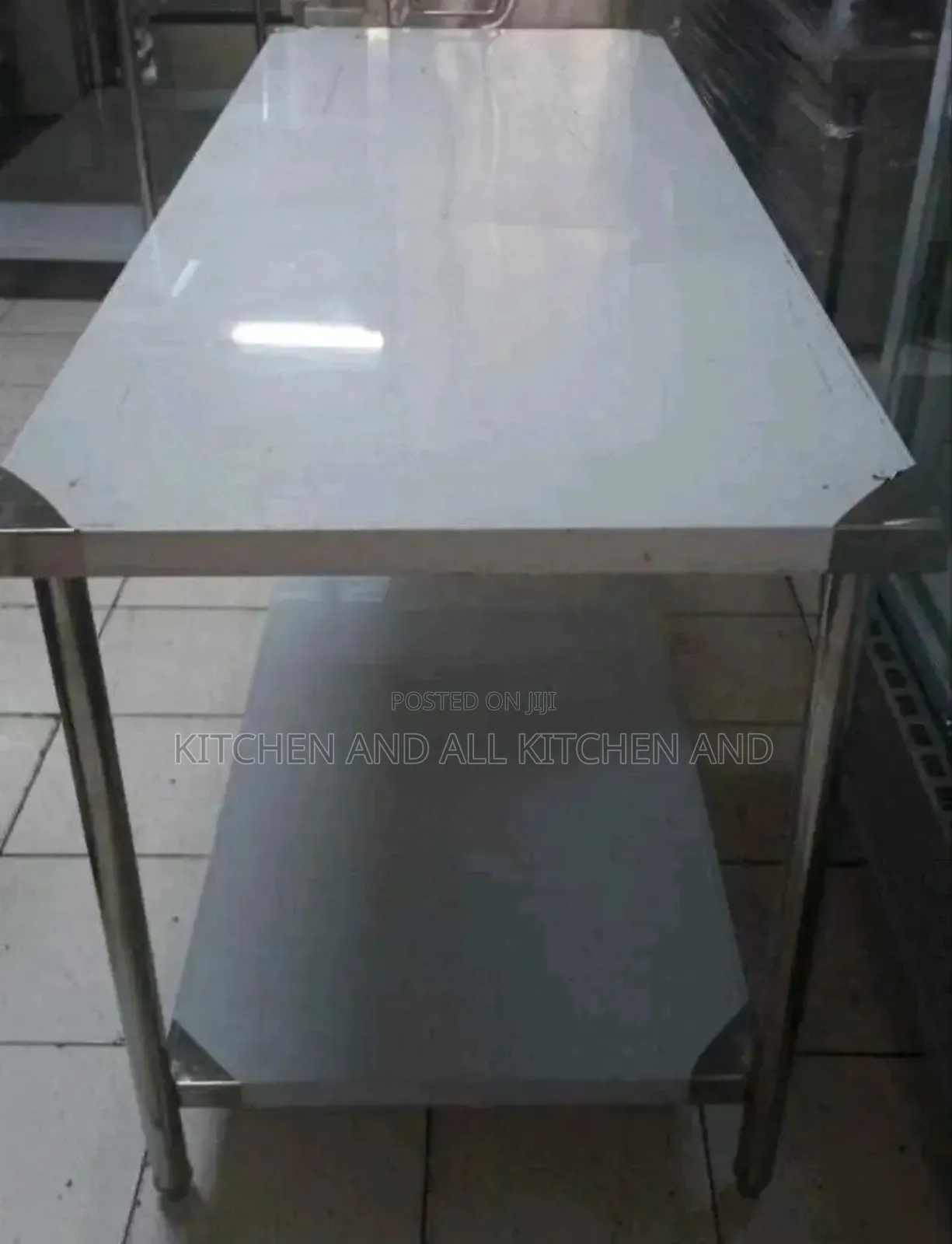 Stainless Steel Smooth Quality Work Table