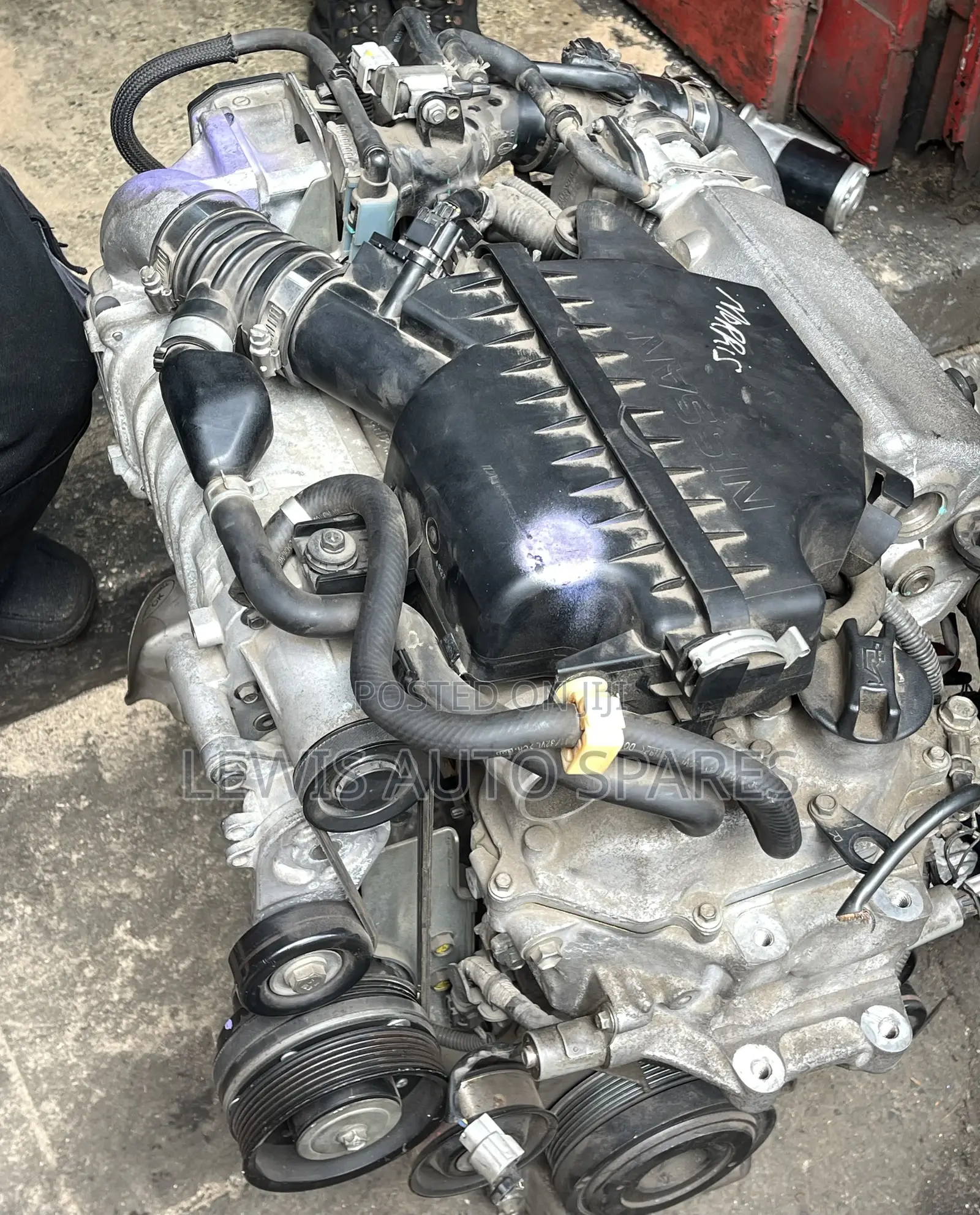 Hr12 Supercharged Complete Engine