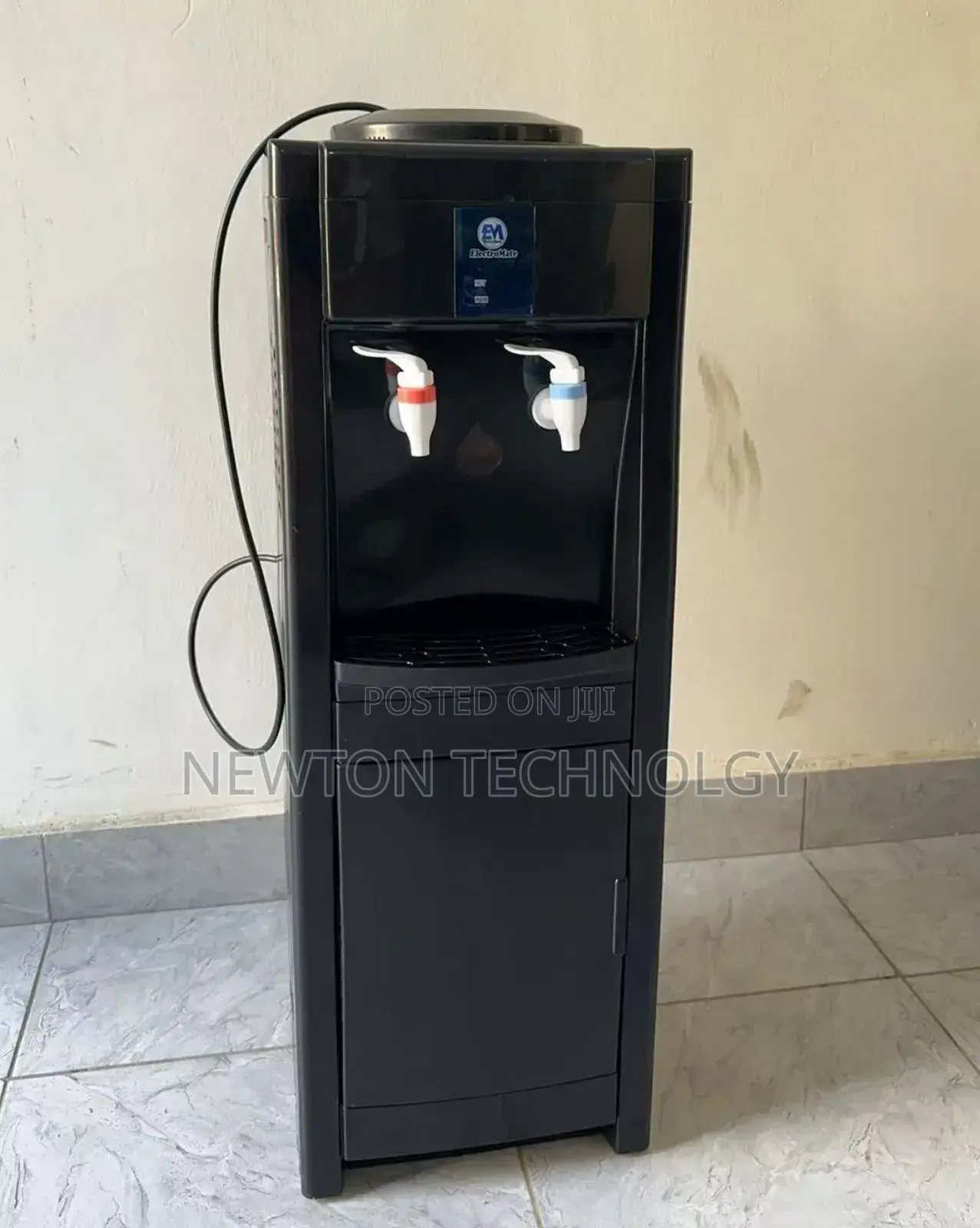 Black Electromate Hot and Normal Standing Dispenser
