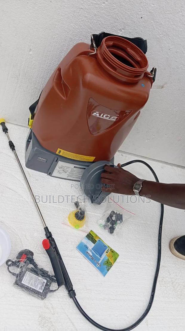 20 LTRS Manual and Battery Back Pack Sprayer - thumbnail 3