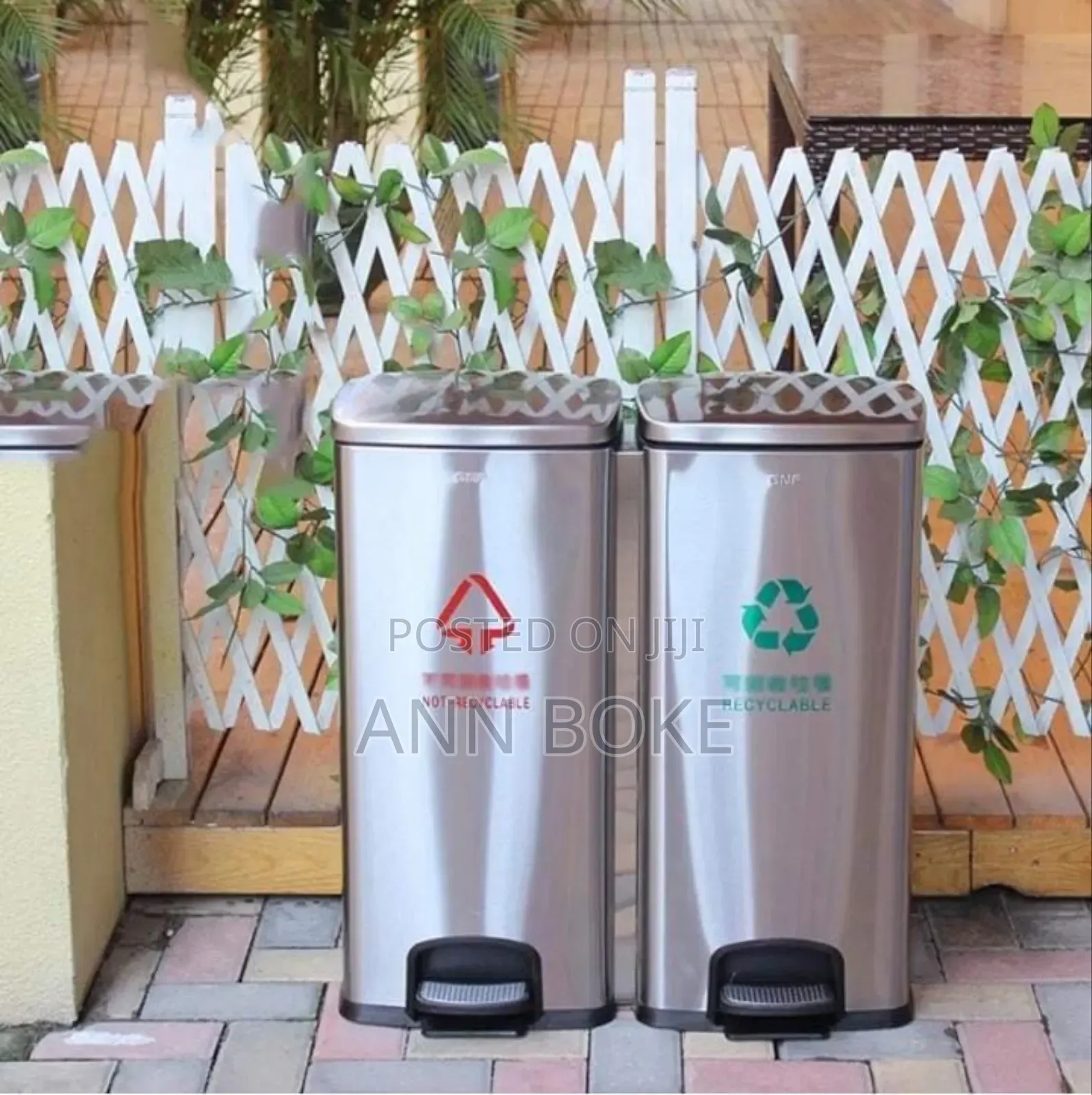*Classified Stainless Steel Dustbin With Pedal And
