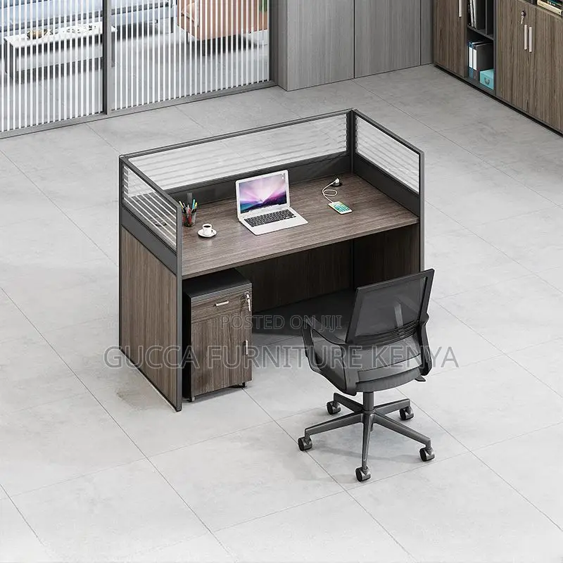 Workstations:1-Seater Modular Office Modern Workstation