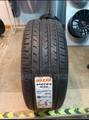 245/50r18 Maxxis Victra