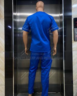 Affordable Scrubs for Nurses Doctors - thumbnail 2