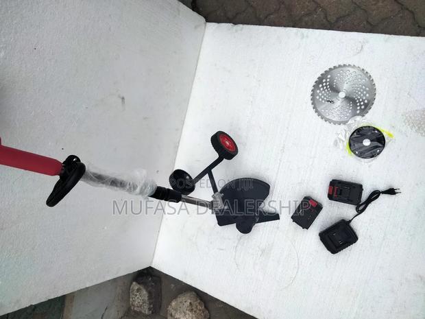 Grass Trimmer/Brush Cutter/Lawn Mower - thumbnail 3