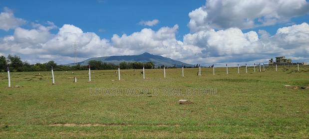 Prime Plots 1km Feom the Highway,50 by 100