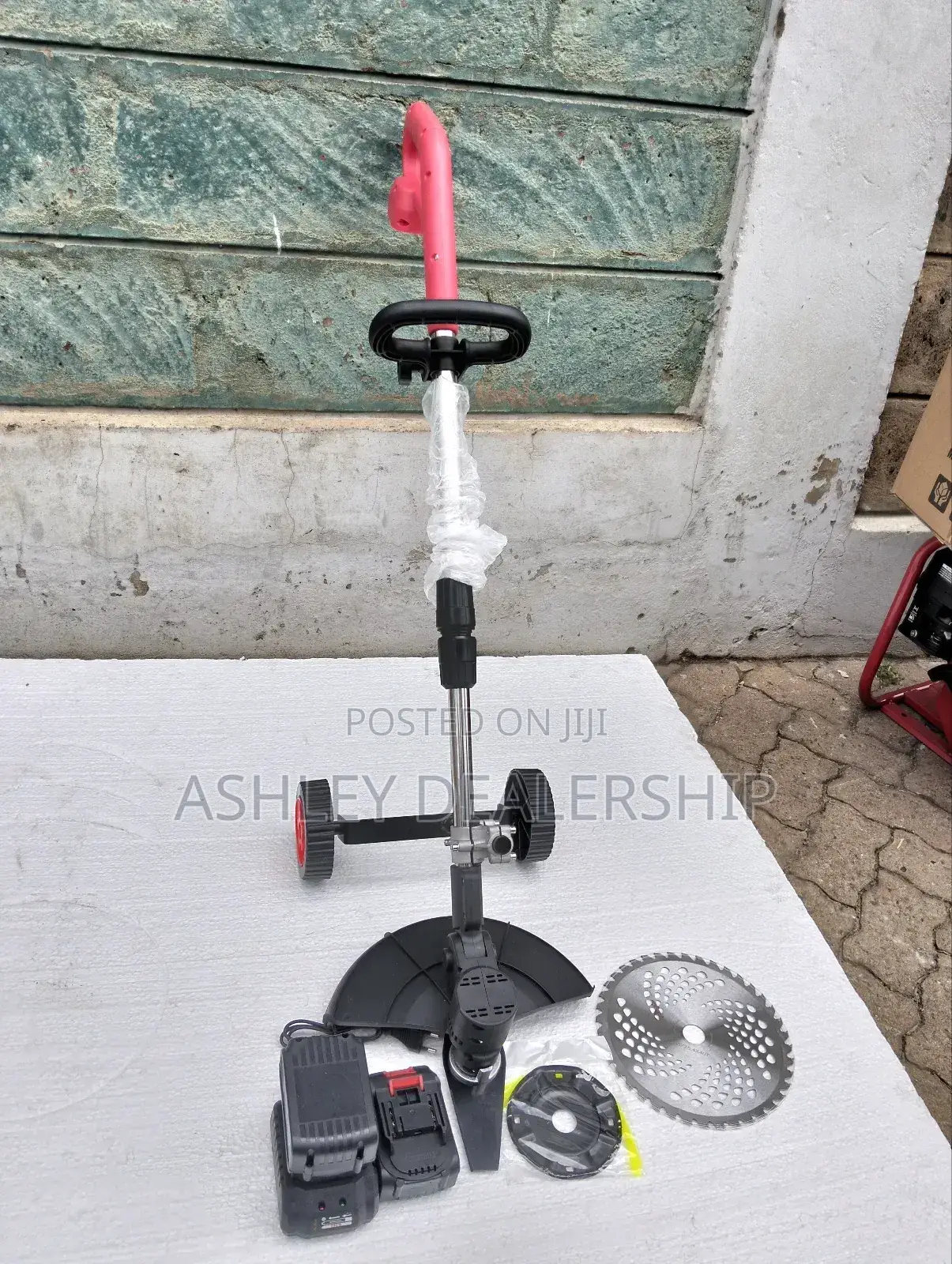 Lawn Mower Rechargeable