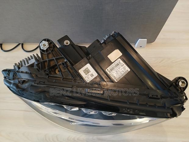 Genuine W205 Headlight - thumbnail 3