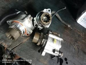 1kd Power Steering  Pump - main view