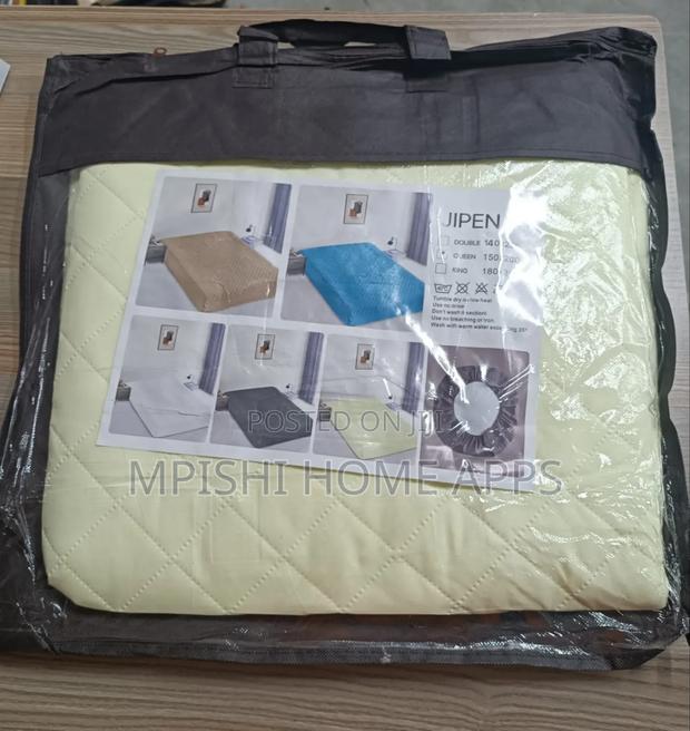 Mattress Protector - main view