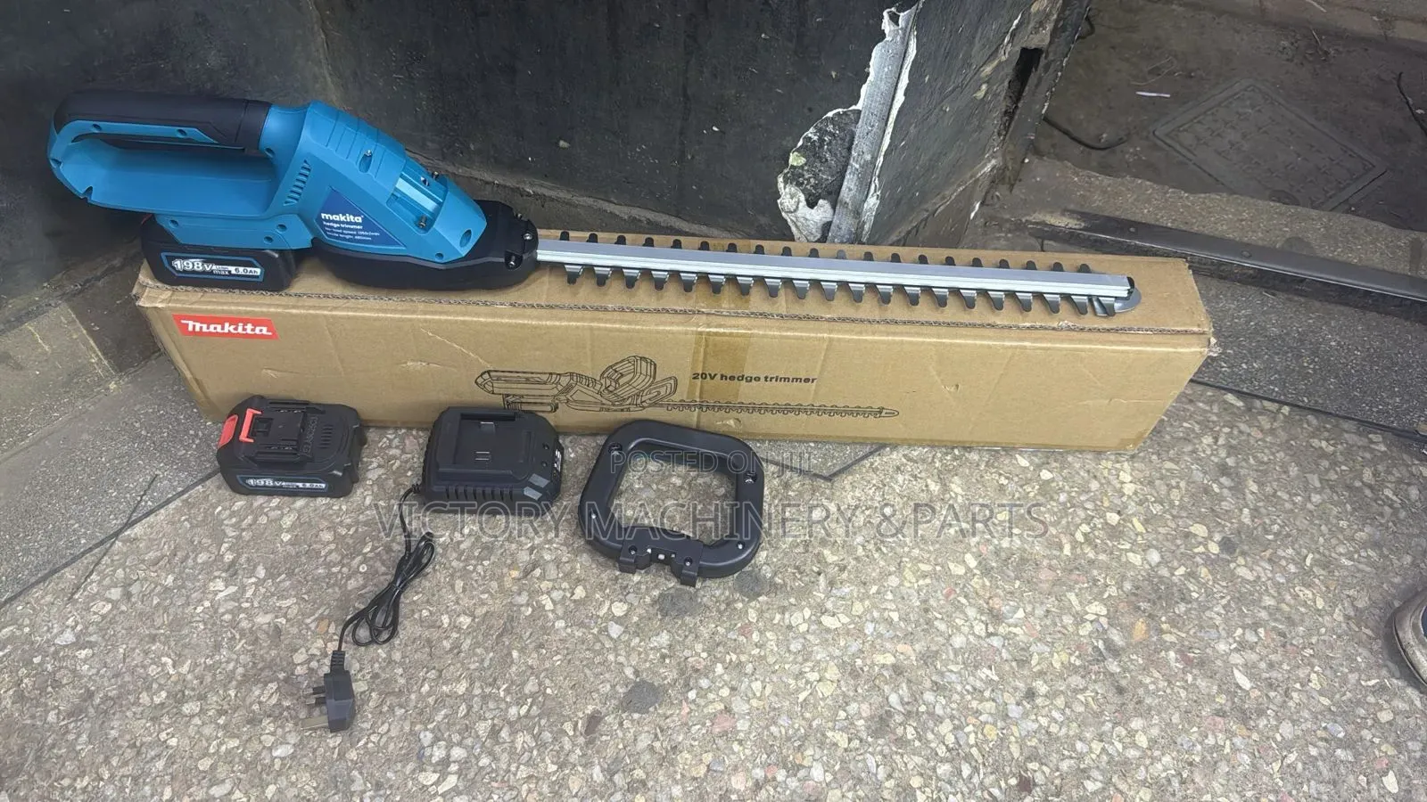 Cordless/Rechargeable Hedge Trimmer Machines