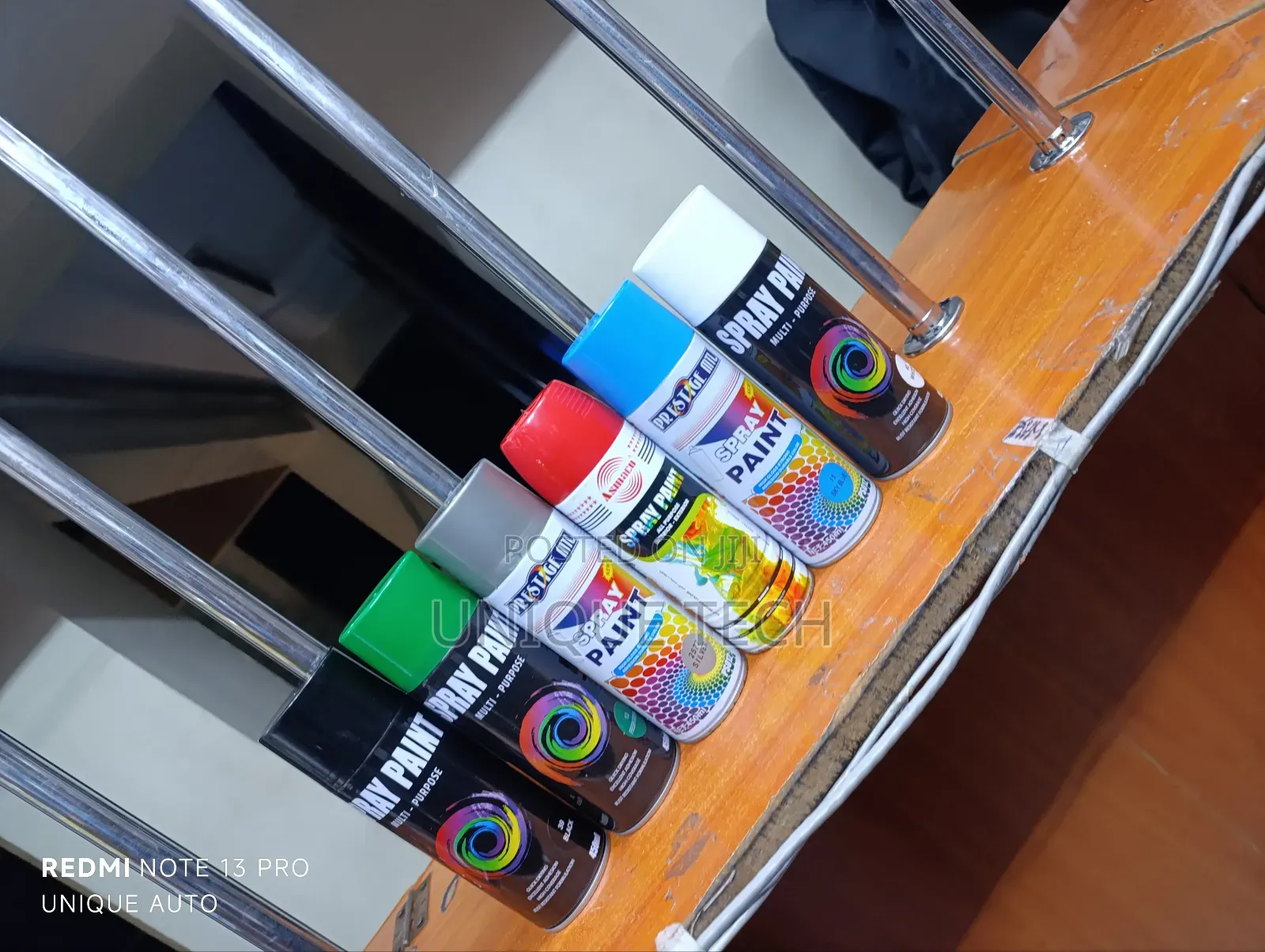 Fast-Dry Spray Paint 450ml – Multi-Surface Application