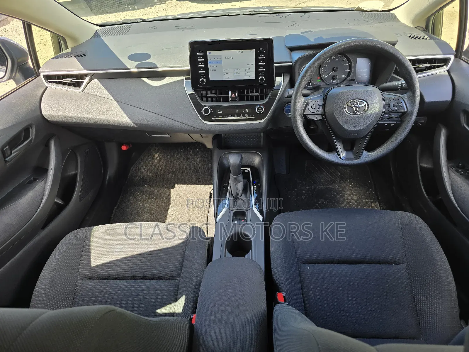 Toyota Corolla LE Eco (1.8L 4cyl 2A) 2019 Silver
