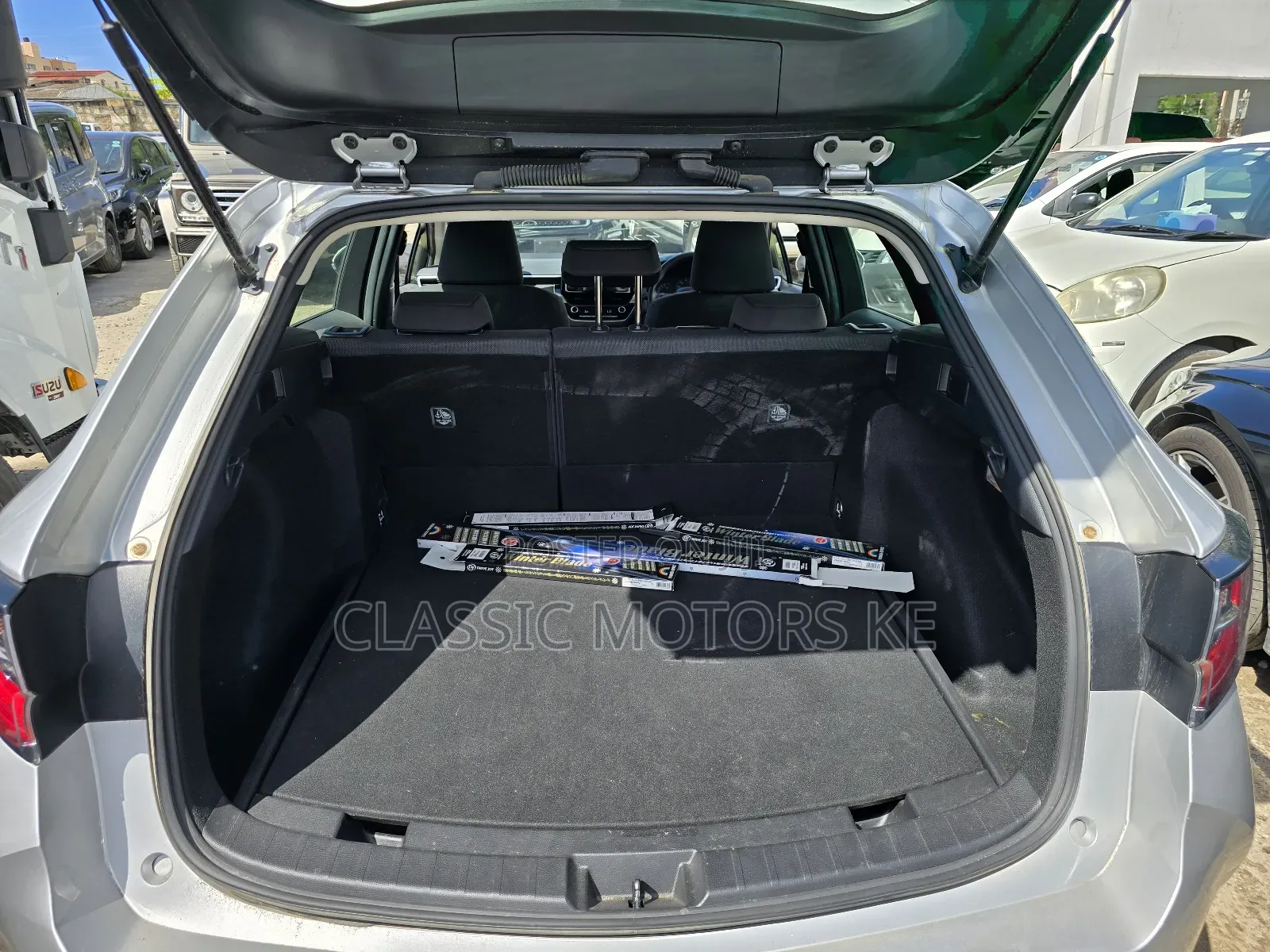 Toyota Corolla LE Eco (1.8L 4cyl 2A) 2019 Silver