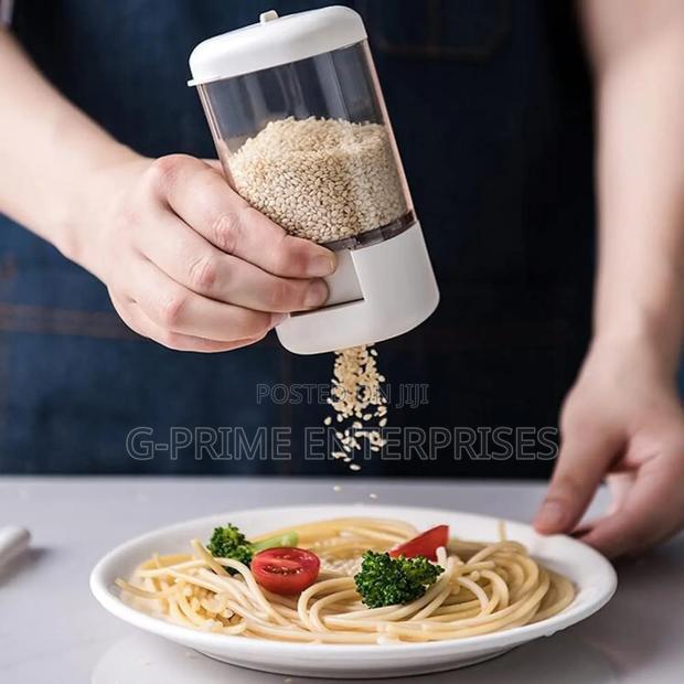 3 Way Seasoning Shaker - thumbnail 4