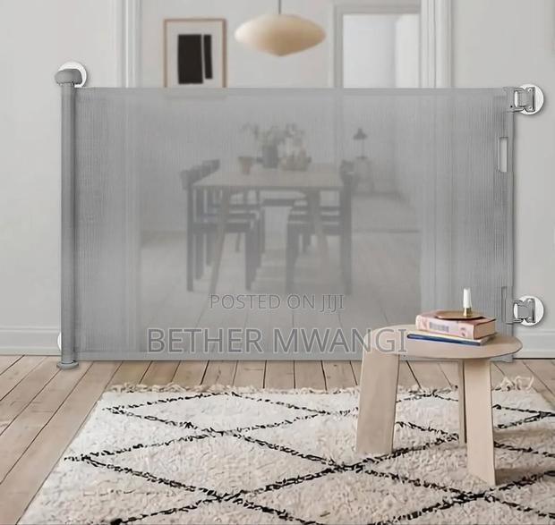 Retractable Baby Safety Gate in Kenya - thumbnail 6