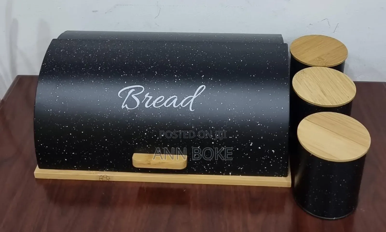 *New Arrival*
*Bamboo Base Semi Circular Flip Bread