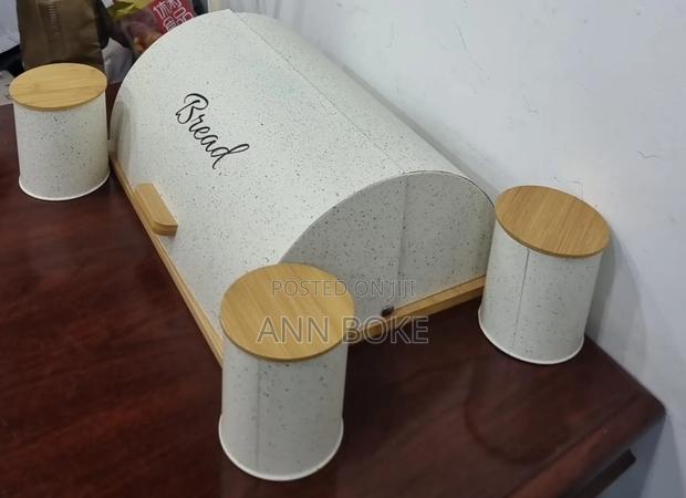 *New Arrival*
*Bamboo Base Semi Circular Flip Bread - thumbnail 2