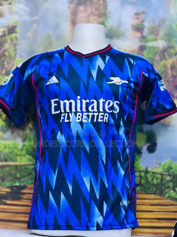Quality Adults Unisex Emirates Fly Better Jersey - main view