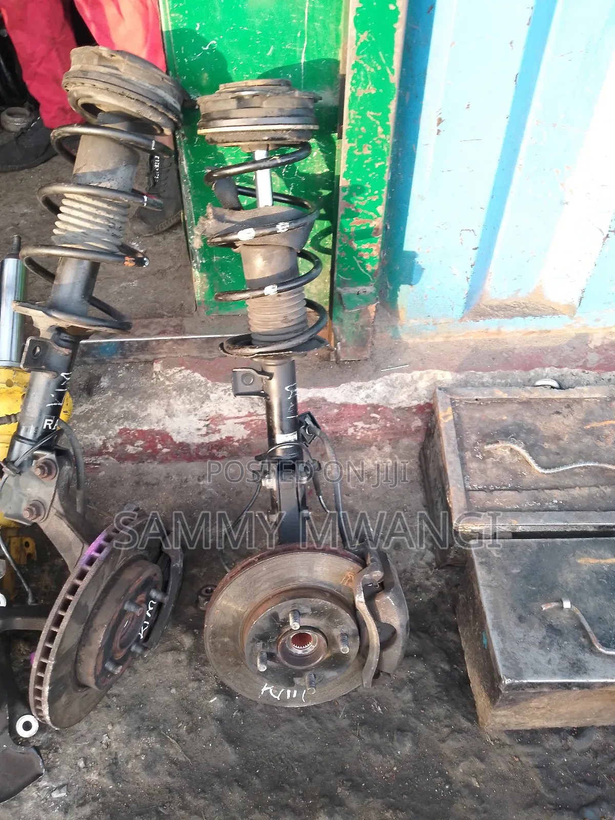 Nissan Note Wingroad Complete Shock and Hub