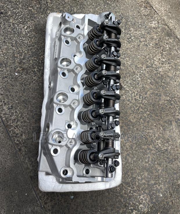 4d56 Cylinder Head Complete