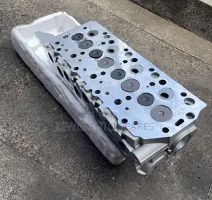4d56 Cylinder Head Complete