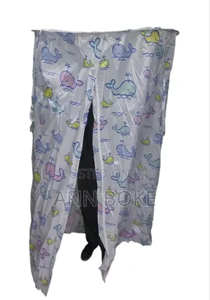 *Portable Foldable Round Waterproof Fabric Shower