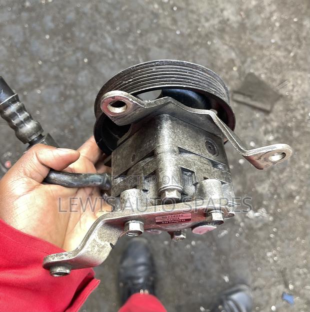 Qr20 Caravan Power Steering Pump - thumbnail 7