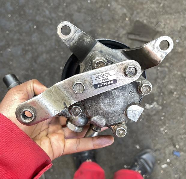 Qr20 Caravan Power Steering Pump - thumbnail 8