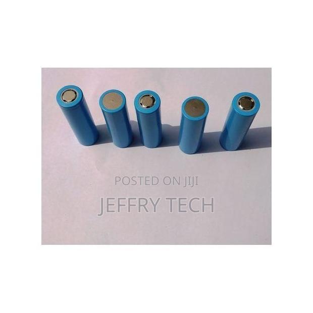 10pcs Lithium Ion Battery Pack 3.7v - Flat-Head - main view