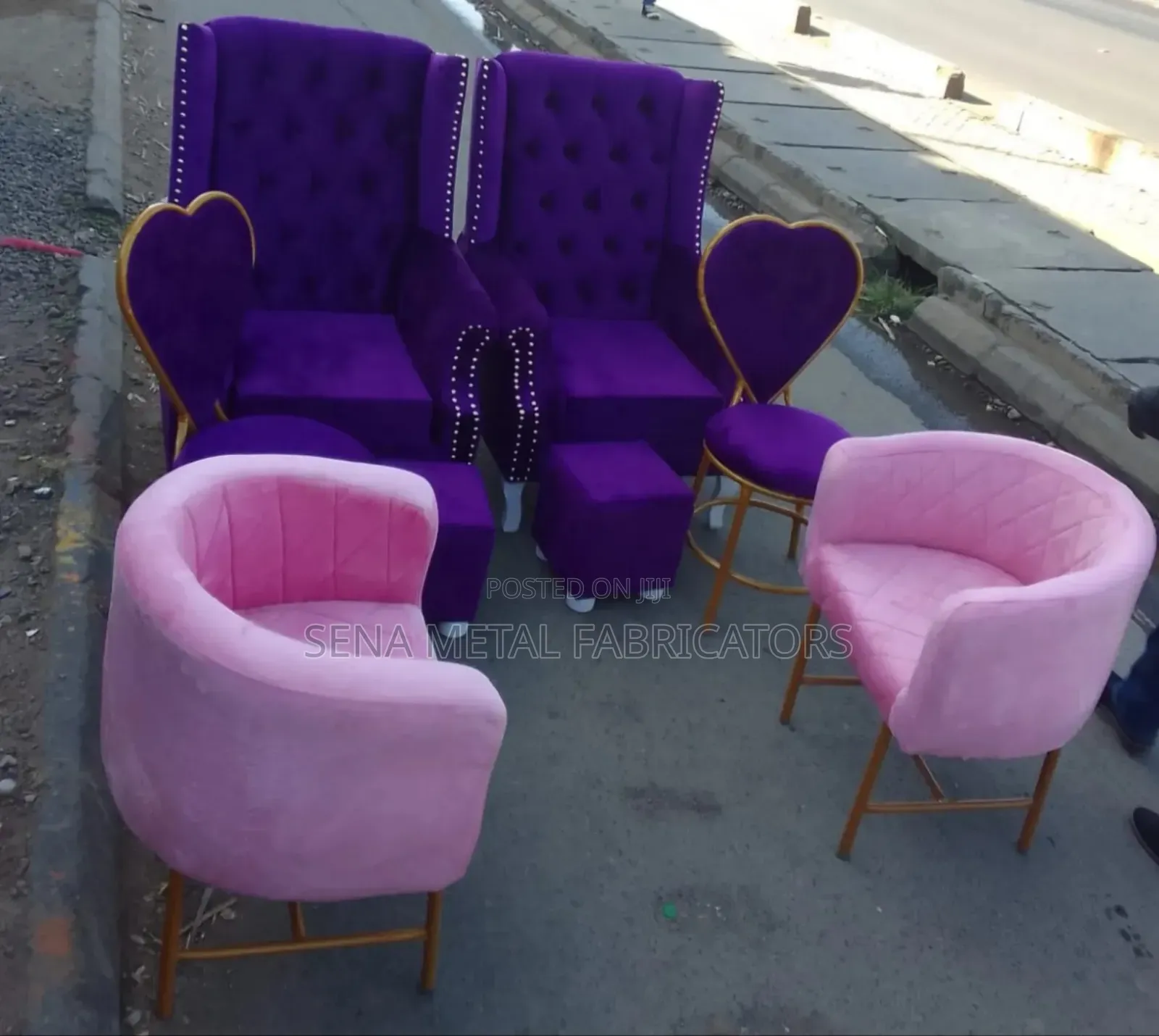 Assorted Salon Set, Comfortable and Stylish.