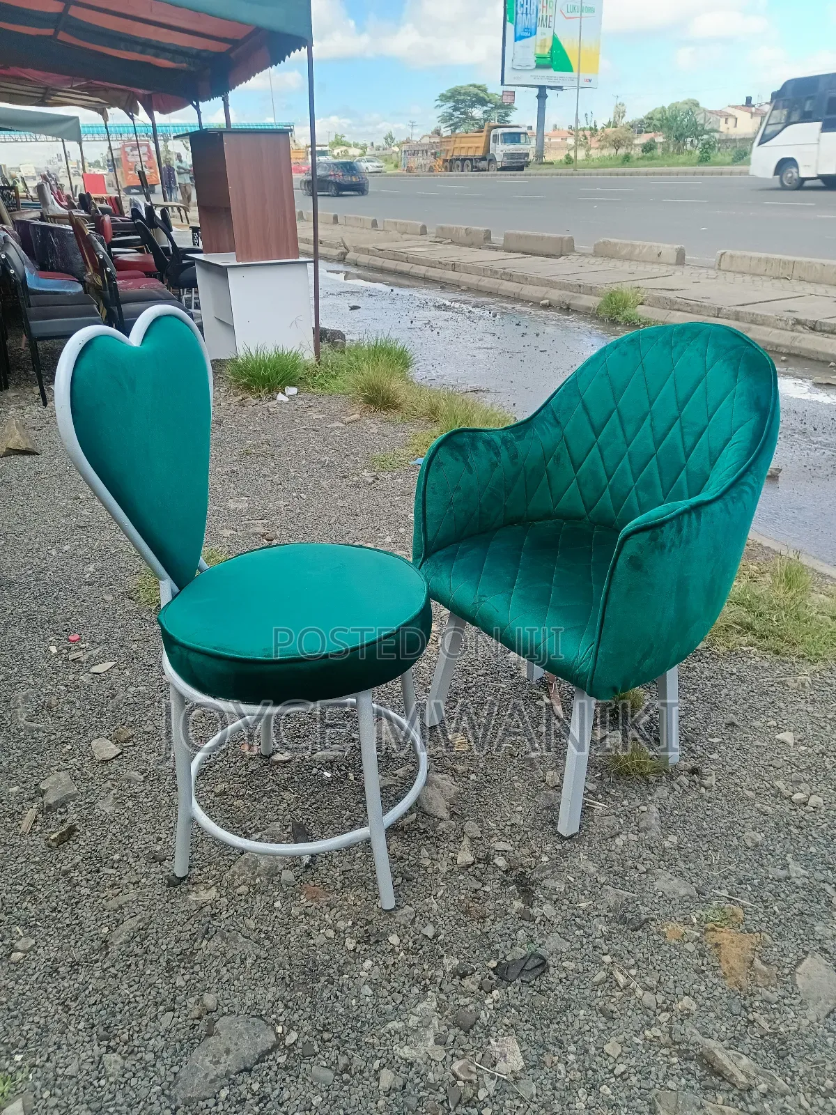 Manicure Love Seat and Styling Seat, Green and White 