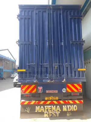 Box Body and Flatbed Trailers Available for Transport