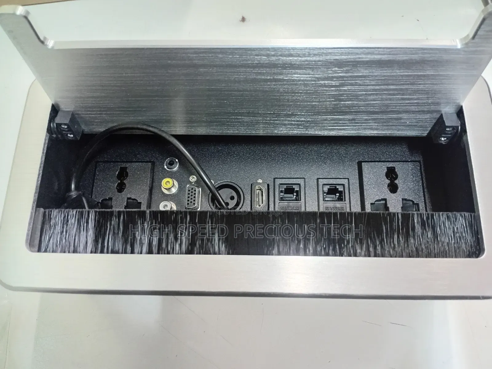 Pop Up Box Tabletop Media