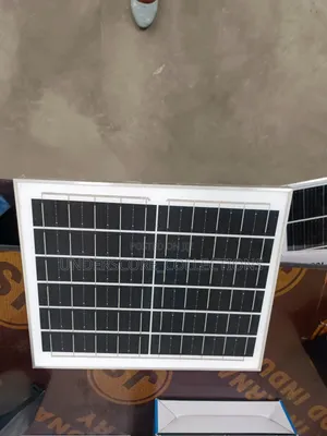 200 Watts Solar Flood Lights