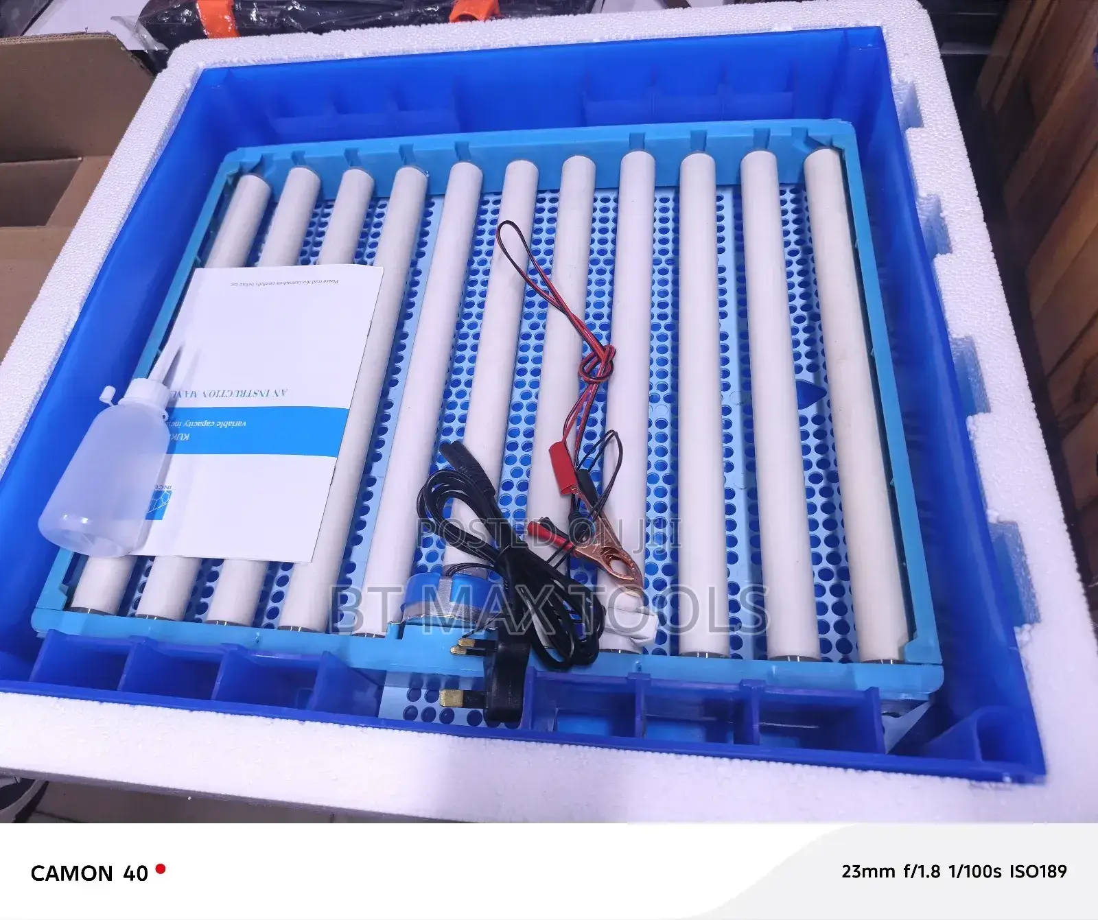 Incubator With 64 Eggs Capacity