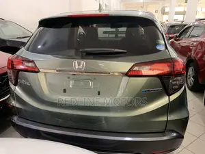 Honda Vezel 1.5 Hybrid 2WD 2018 Green
