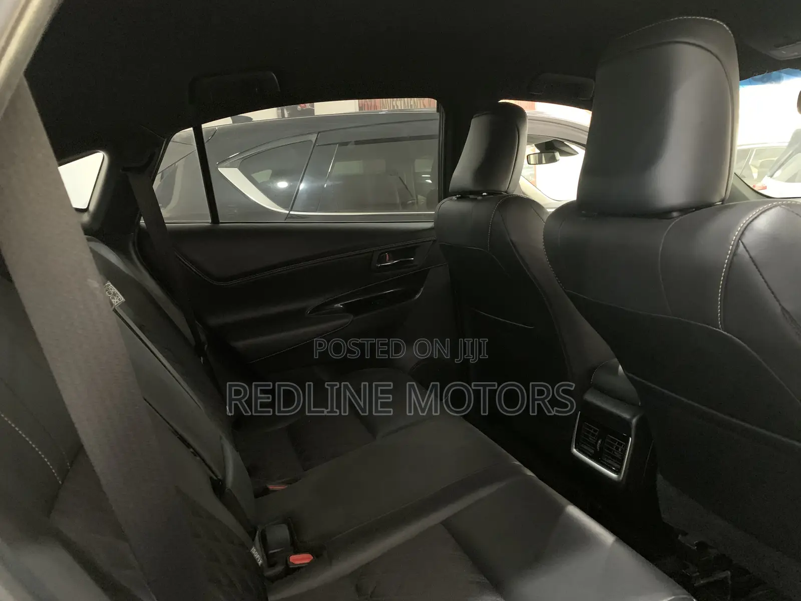 Toyota Harrier 2.0 2018 Silver