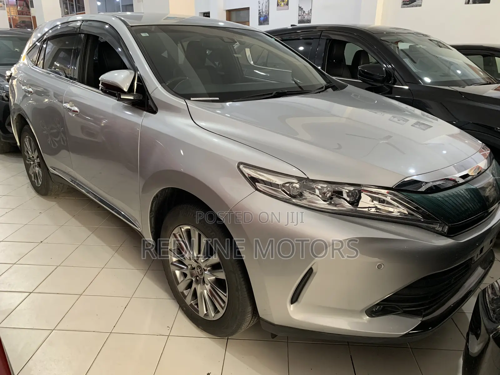 Toyota Harrier 2.0 2018 Silver
